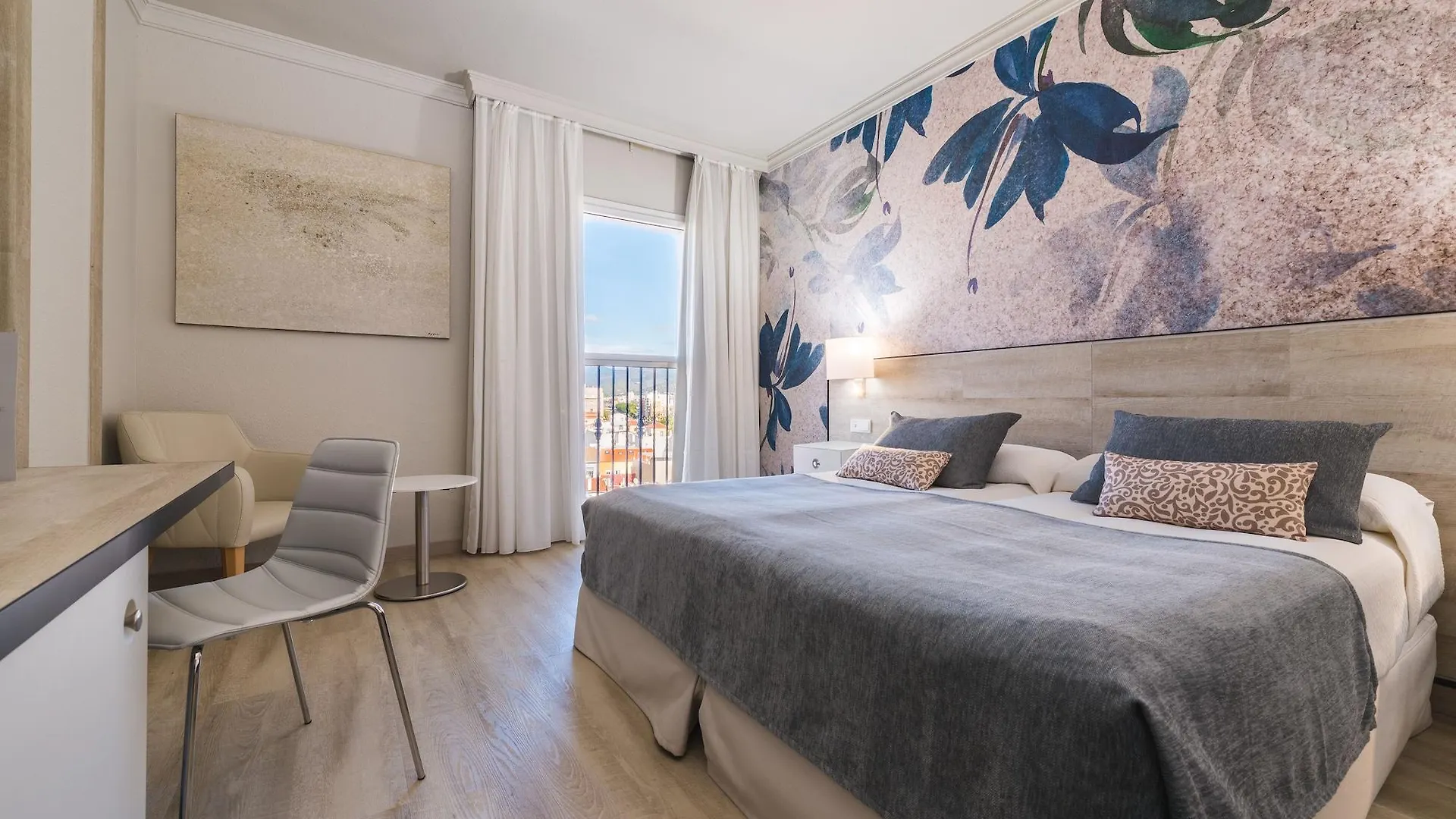Salles Hotel Malaga Centro